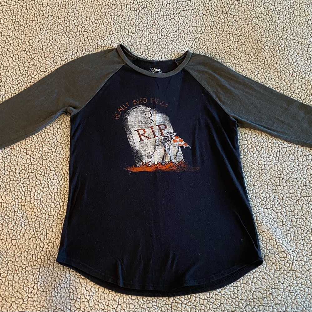 City Streets Really Into Pizza RIP Juniors Size Medium Black Gray Baseball Shirt